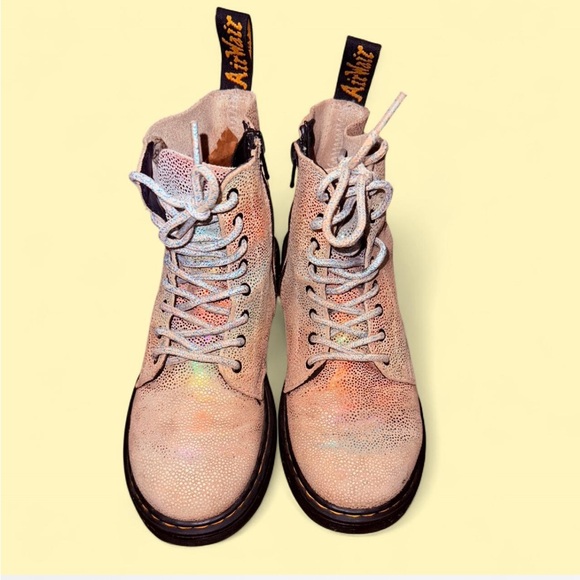 Dr Martens - Picture 2 of 5